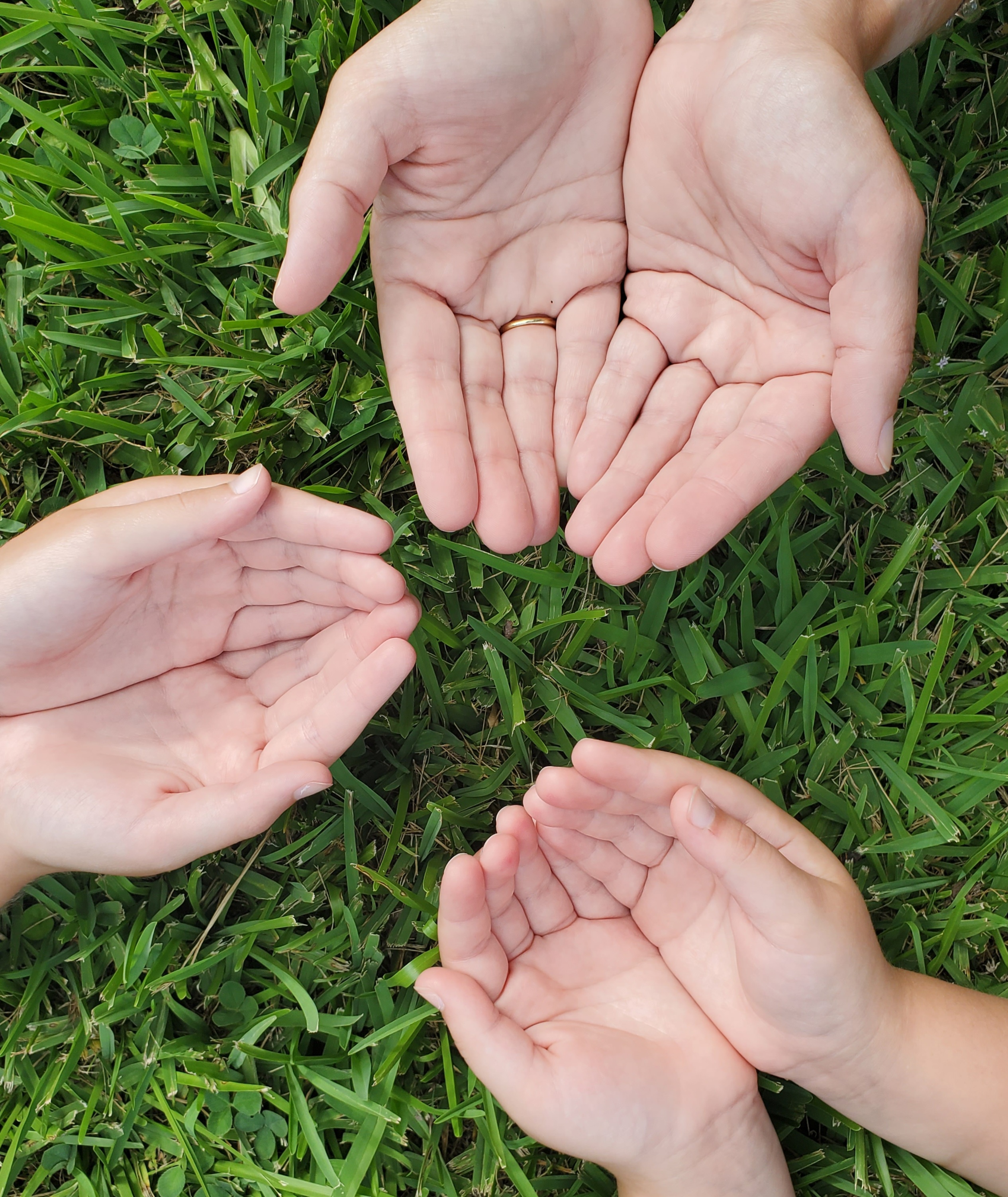 Receiving hands